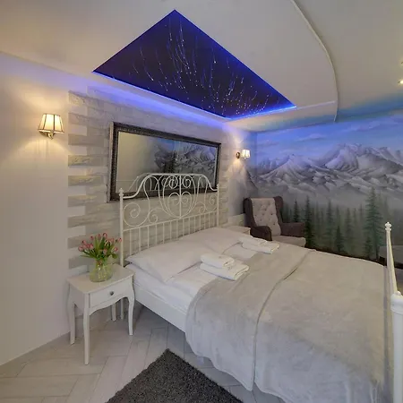 Apartament Invest Dworcowa 1 I 2 *