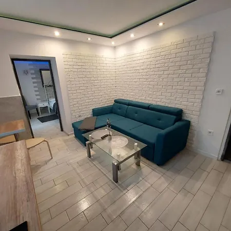 Invest Dworcowa 1 I 2 * Шклярска-Поремба