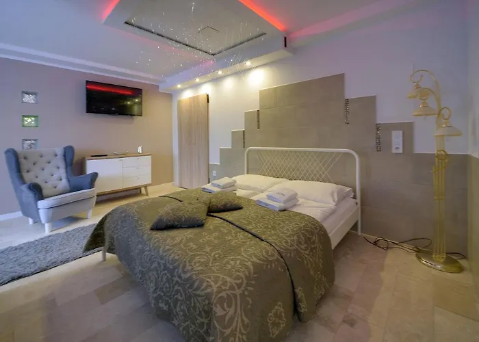 Invest Dworcowa 1 I 2 Шклярска-Поремба