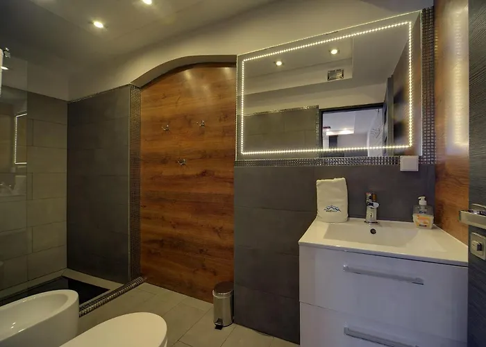 Invest Dworcowa 1 I 2 *