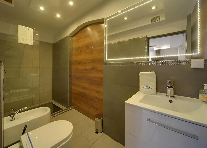 Invest Dworcowa 1 I 2